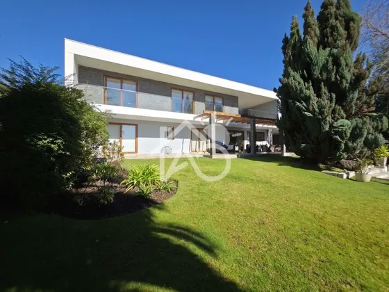 Arriendo Casa 6hab 4ba Las Condes