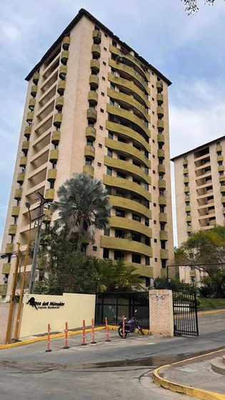 Alexora Cobos Alquila Apartamento Tipo Estudio En Av Paseo Cuatricentenario | Amoblado