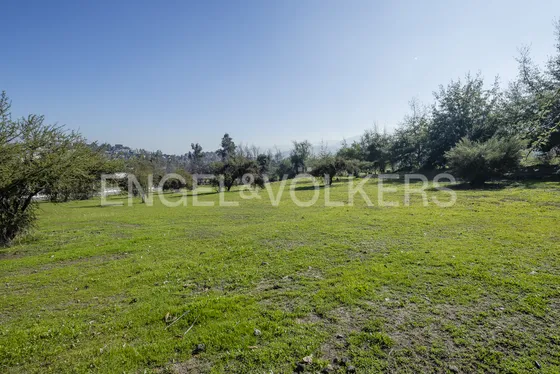 Sitio En Condominio Valle Escondido.