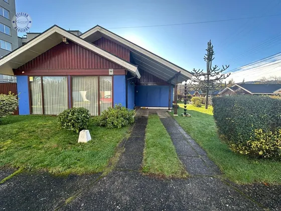 Amplia Casa En Venta En La Ciudad De Valdivia.
