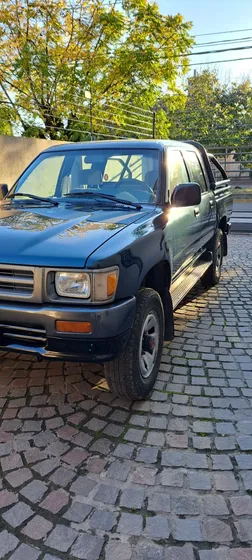 Toyota Hilux 2.8 D/cab 4x4 D Dlx