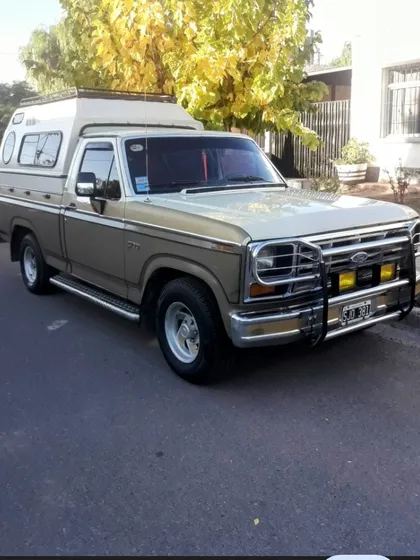 Ford F-100 3.6 Lujo