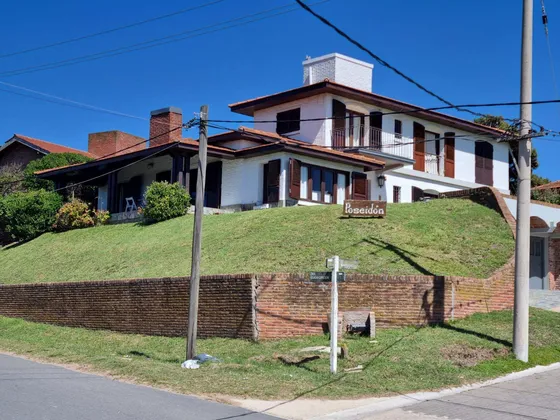 Casa En Venta 6 Ambientes Pinamar Centro