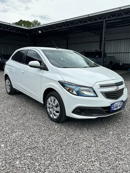 Chevrolet Onix 1.4 Lt 5p