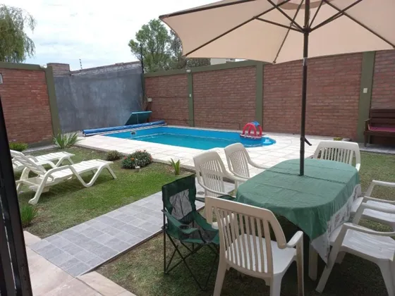 Venta Casa Apta Credito - Rivadavia B 22 De Abril 