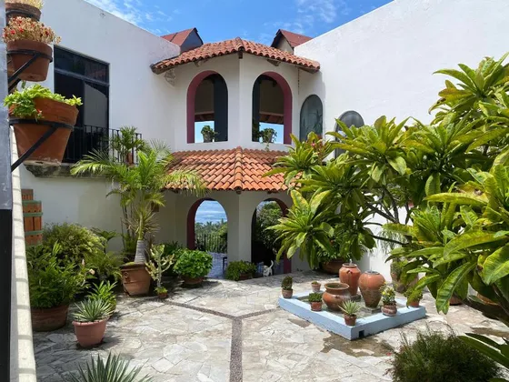 Casa En Venta En Colonia La Punta, Manzanillo, Colima