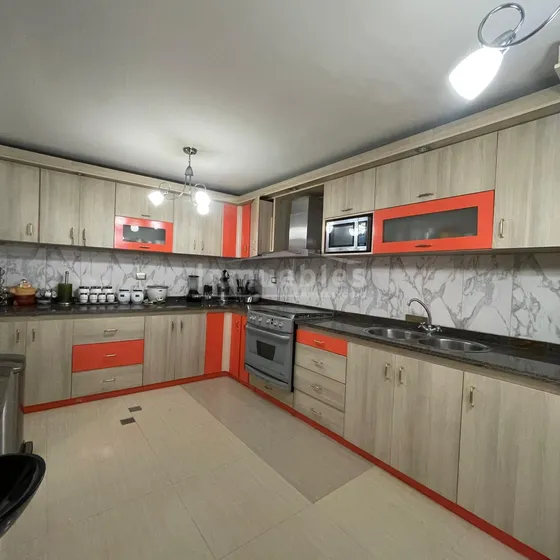 Townhouse Valle De Chara. Espectacular Cocina. Remodelada