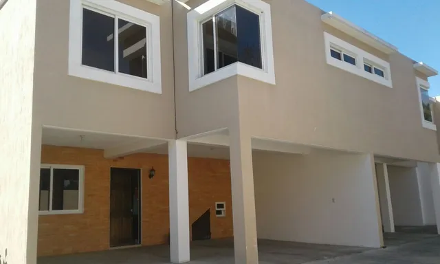 Casa En Condominio En Renta En Ciudad San Cristóbal, Zona 8 De Mixco