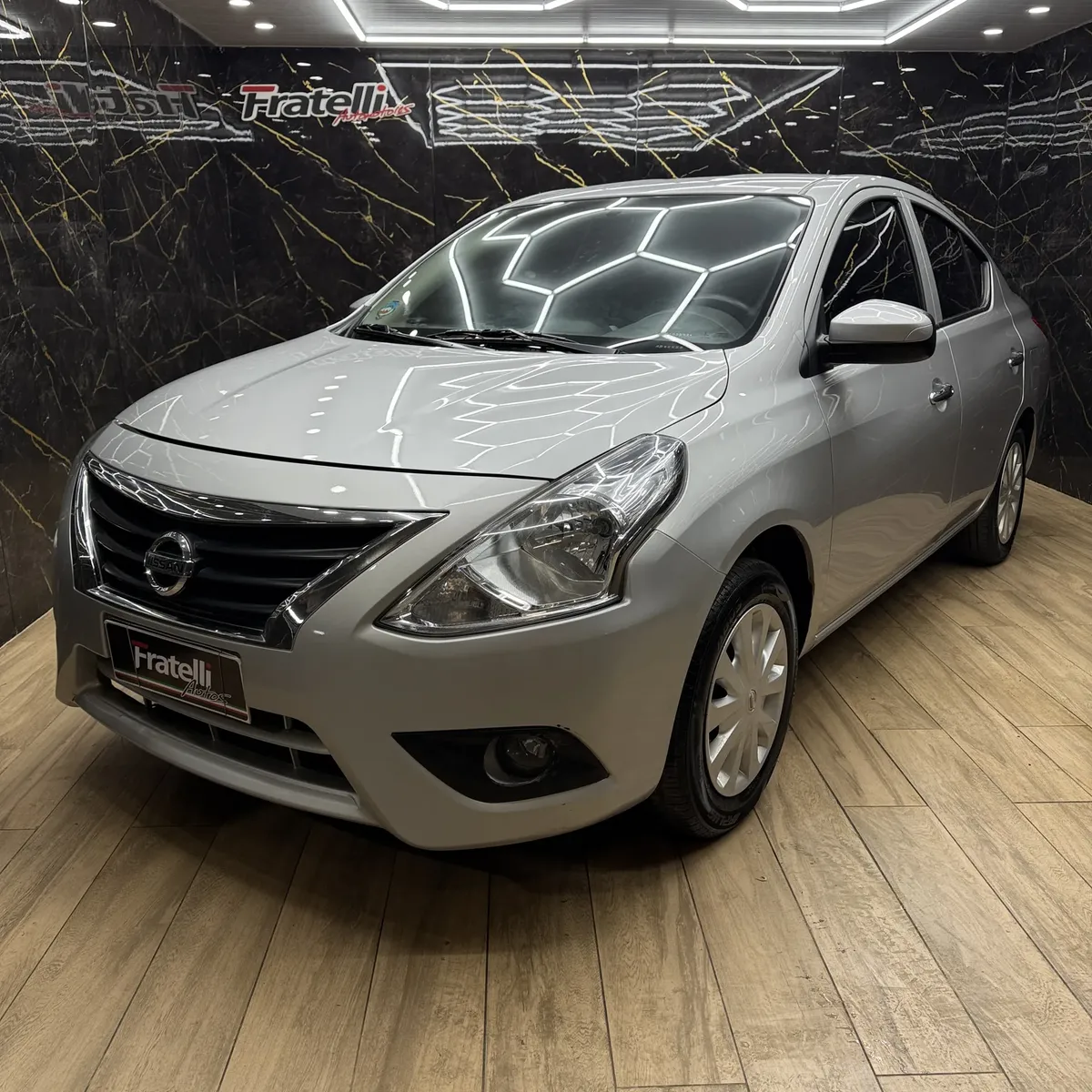 Nissan Versa 1.6 Sense Mt