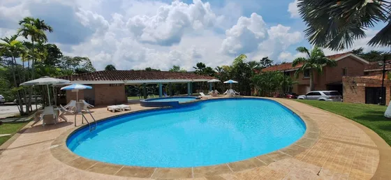 Townhouse En Venta En Altos De Guataparo, Valencia 266822 Lz