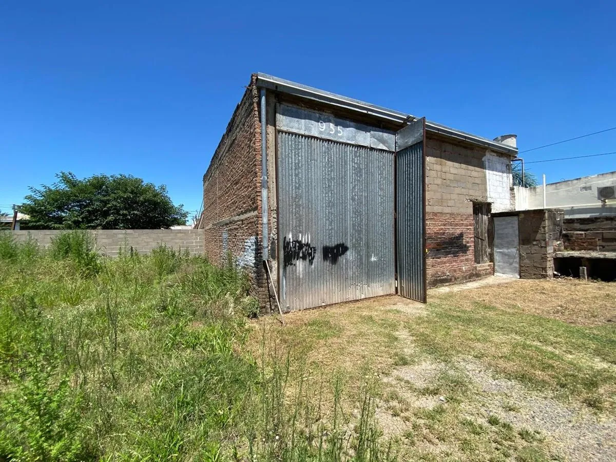 Warehouse and Land for Sale in San Carlos Centro.