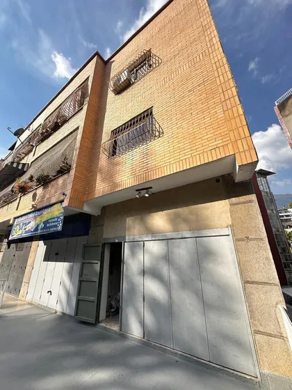 Las Palmas Local Comercial De 50m2 A Nivel De Calle En Alquiler