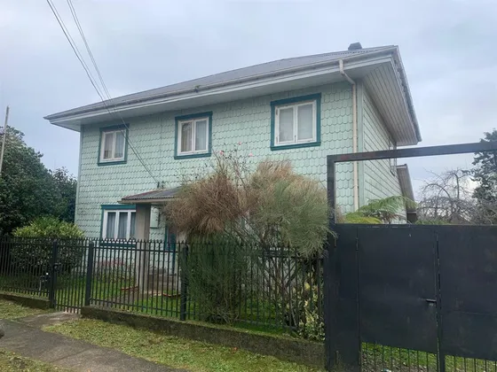 Casa En Venta De 4 Dorm. En Puerto Varas