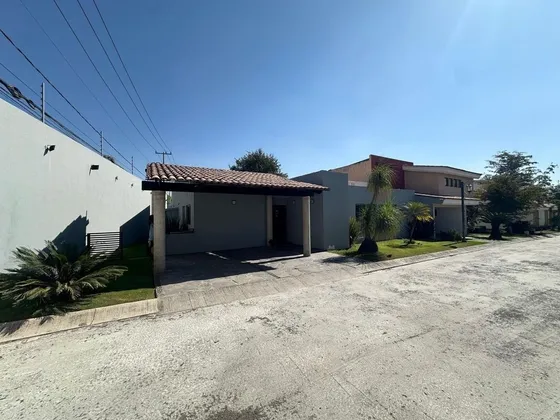 Casa En Venta En San Agustin