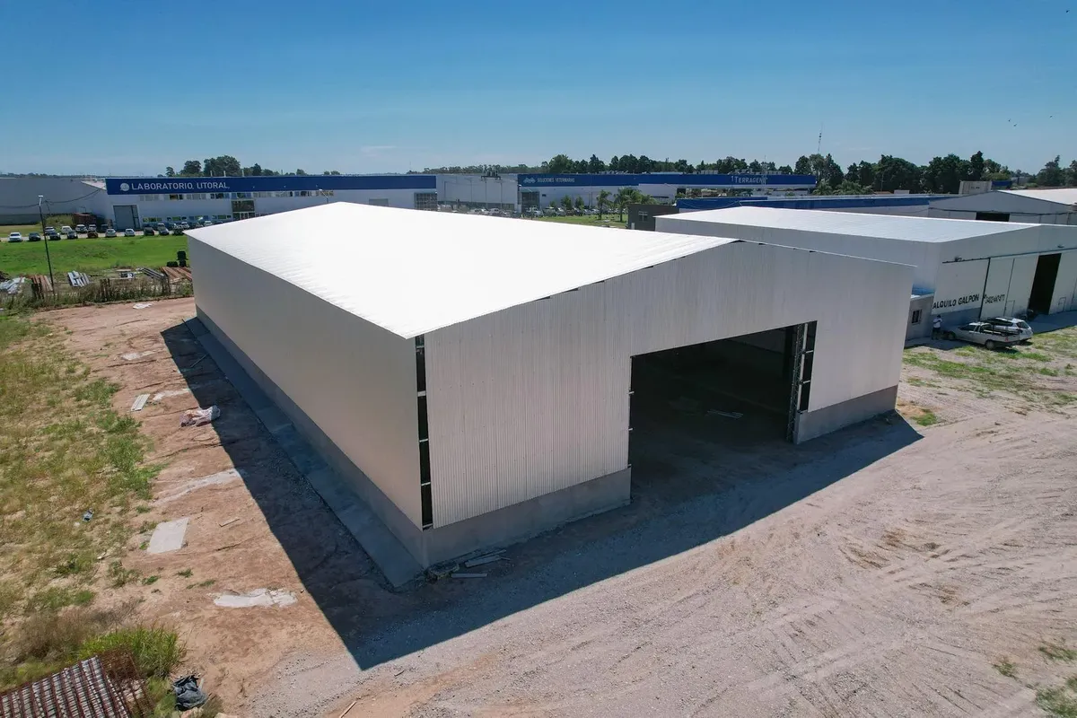 Galpón En Alquiler 1000m2 Sobre Colectora Autopista Rosario Buenos Aires