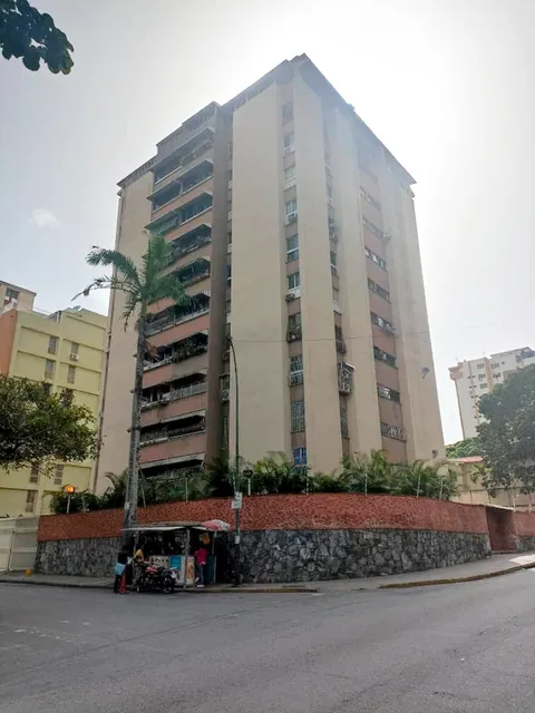 Apartamento En Venta, Calle 1-2, Urbanizacion La Urbina