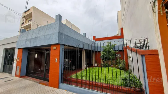 3 Casas Viviendas En Venta A 200 Mts. Av. Arieta Av. Perón - Villa Luzuriaga, La Matanza