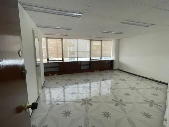 Oficina En El Centro De Medellín