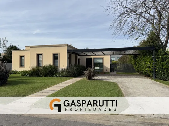 Casa En Venta Con Pileta En San Matias
