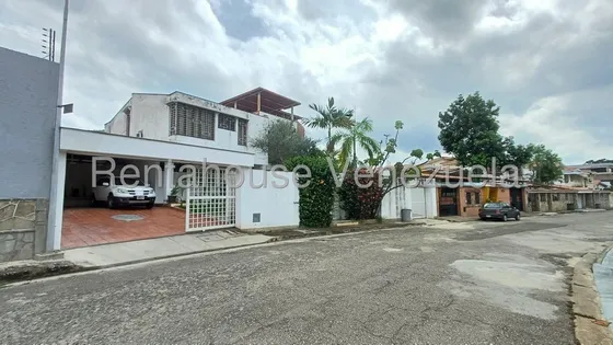 Casa Quinta  En  Venta Prebo Iii Valencia Carabobo Leida Falcon Lf25-10430