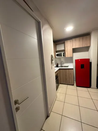 Arriendo Excelente Departamento 1d A Pasos De Metro Ecuador
