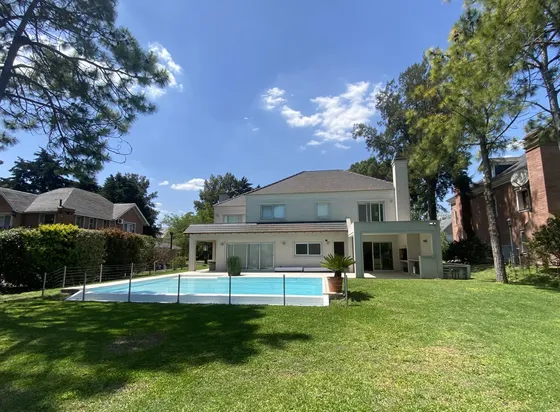 Casa En Venta Barrio Saint Thomas Canning