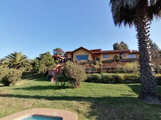 Condominio Mantagua : 324 M2 Construido En Terreno 2528 M2
