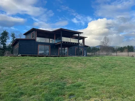 Venta Casa 5 Dormitorios Lago Calafquén