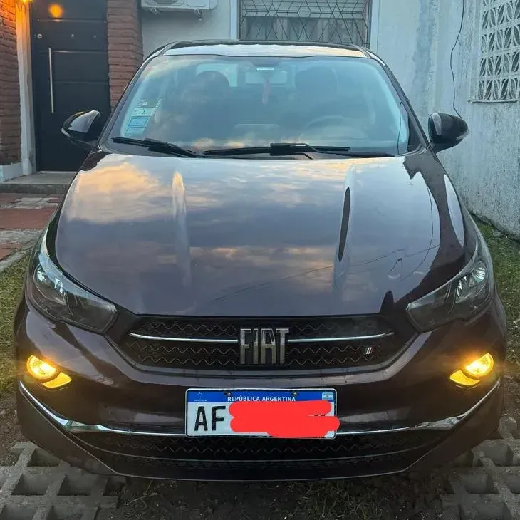 Fiat Cronos 1.8 16v Precision