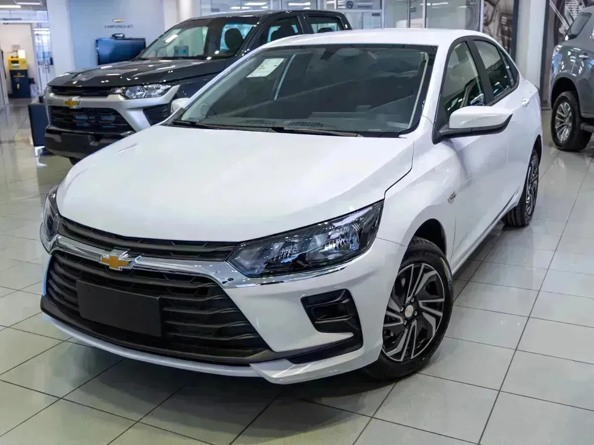 Chevrolet Onix Plus 1.0 LT