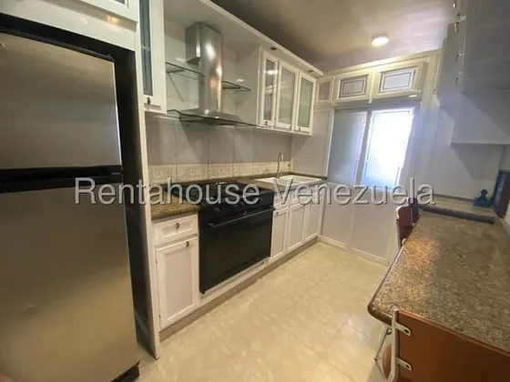 Amplio Y Cómodo Apartamento En Alquiler En La Urbina - Mls #25-12533 -jca