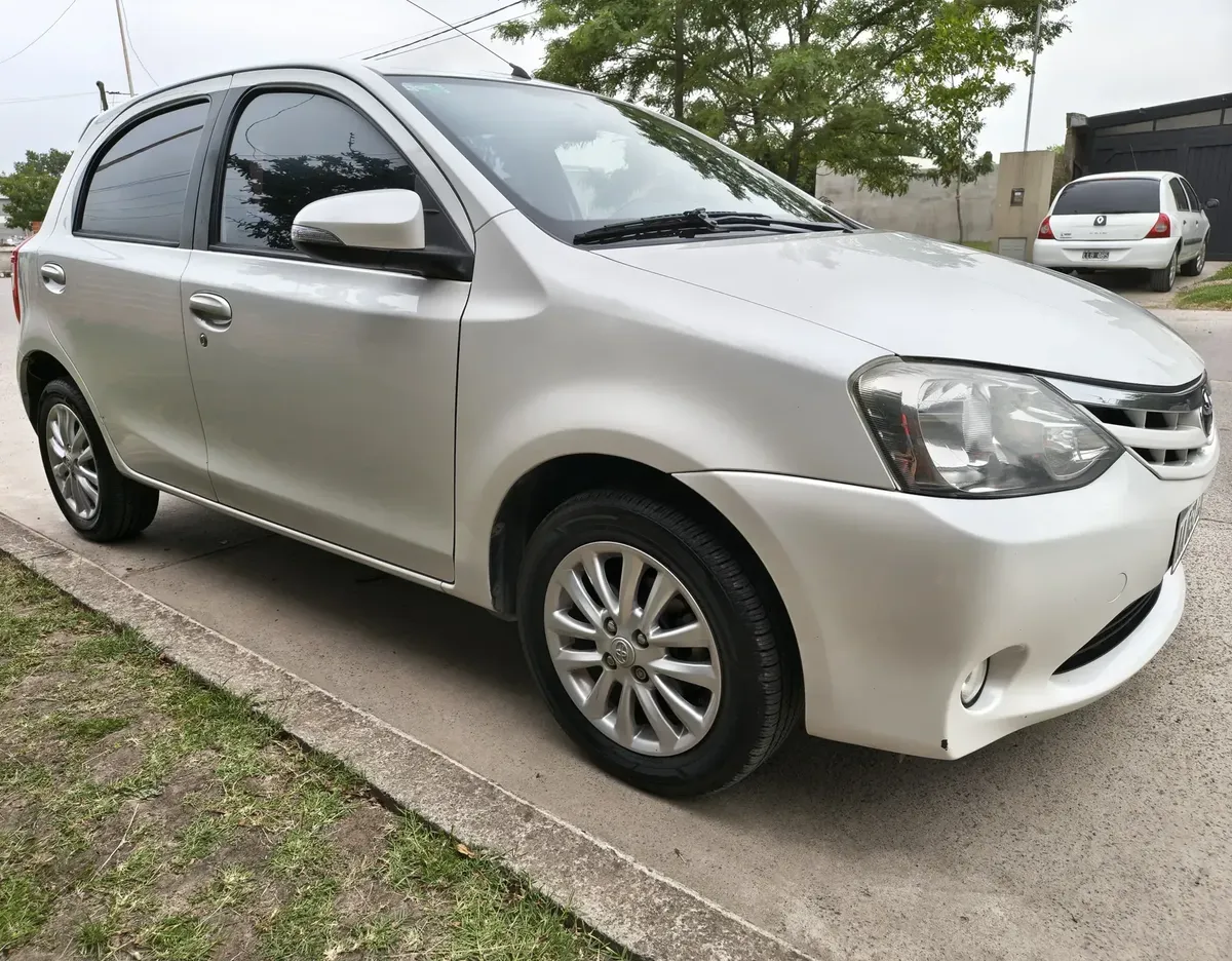 Toyota Etios 1.5 Xls