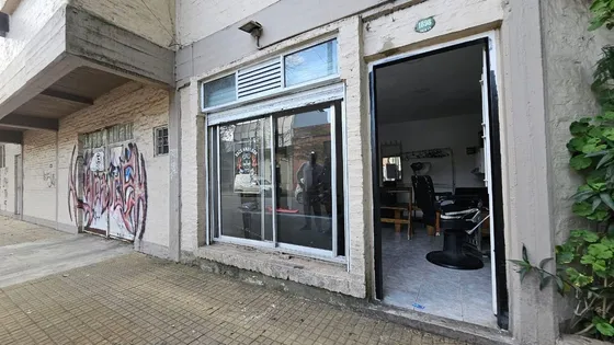 Venta Bloque 14 Cocheras Y Local Comercial