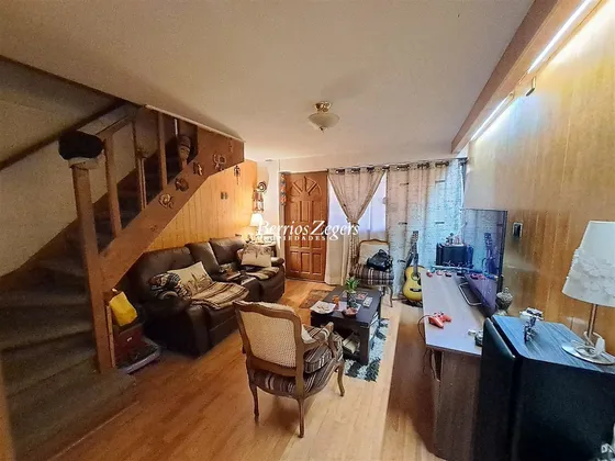 Departamento En Venta De 2 Dormitorios, 2 Baños La Reina