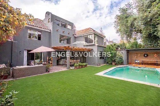 Casa En Venta San Carlos De Apoquindo