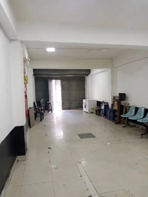 Alquiler/ Local Comercial/ El Cementerio/ Final Av. Roosvelt/ 210m2/ Negociable
