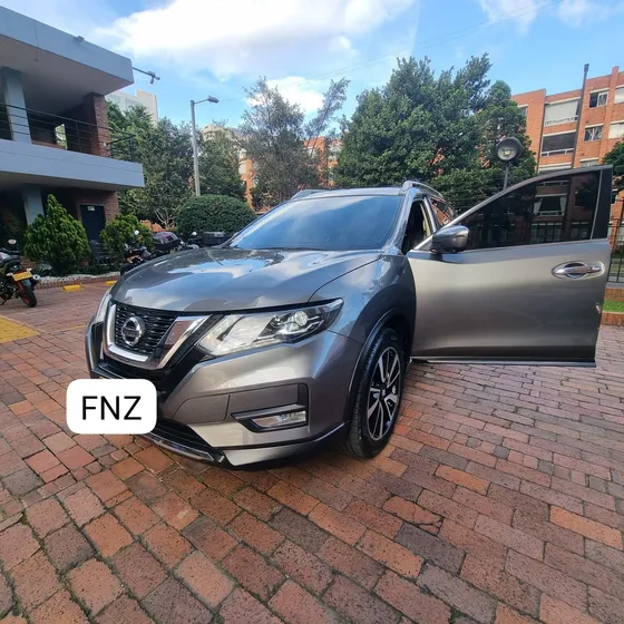 Nissan Xtrail 2.5 Exclusive