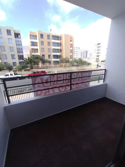 Arriendo Departamento 3 Dormitorios 1 Baño 1 Estacionamiento