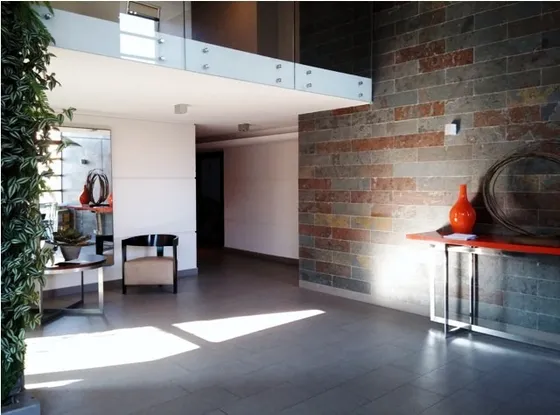 Oportunidad !! Excelente Departamento Frente A Metro