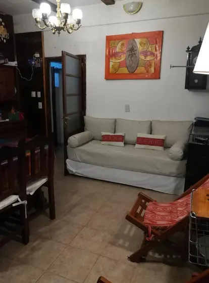 Casa En Venta - 2 Dormitorios 1 Baño - Departamento - 1.000mts2 - Chascomús