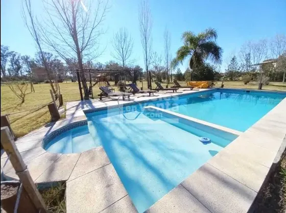 Complejo De Cabañas En Venta En Gualeguaychu - Entre Rios - Ar-er3-6