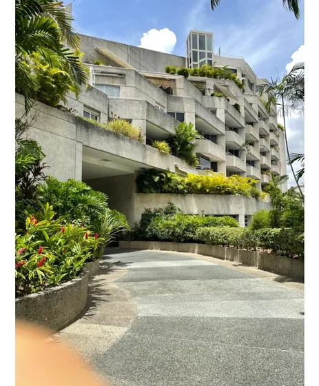 Se Vende Apto 242 M2 3h/3b/3p Altamira 4568