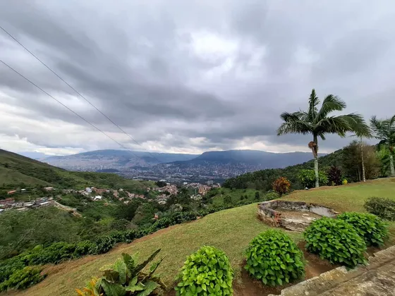 Finca Casa Lote Con Vista A Medellin Vereda Jardin