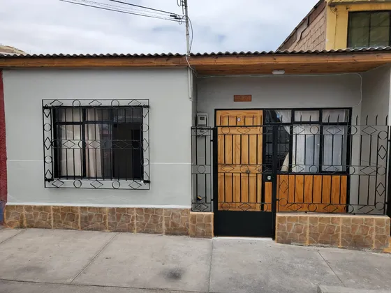 Casa 3 Dormitorios, 90 M2, Sector Centro, Conversable