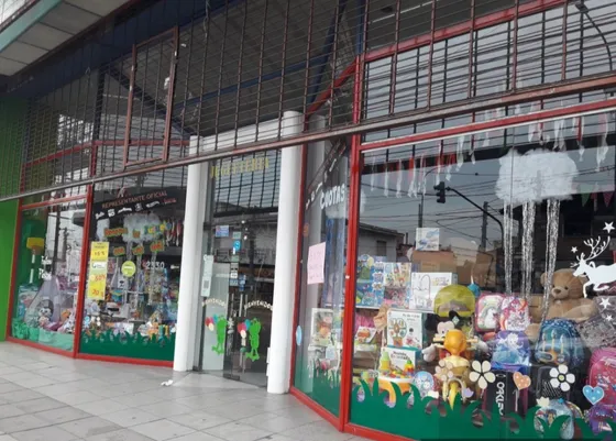 Vendo Fondo De Comercio Jugueteria Librería Marroquinería 
