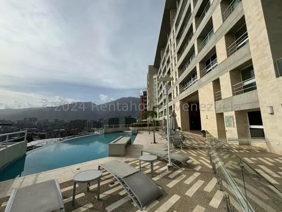 Apartamento Nuevo En Venta En Lomas De Las Mercedes  24-28213 Cs