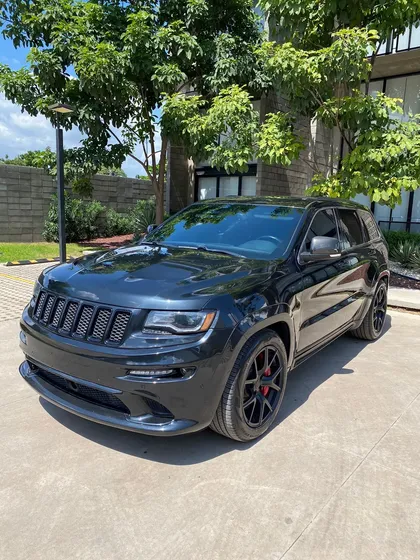 Jeep Cherokee Srt