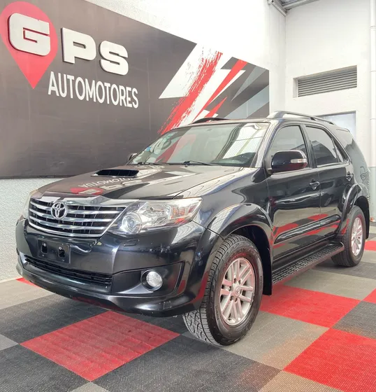 Toyota Hilux Sw4 3.0 Srv Cuero I 171cv 4x4 5at