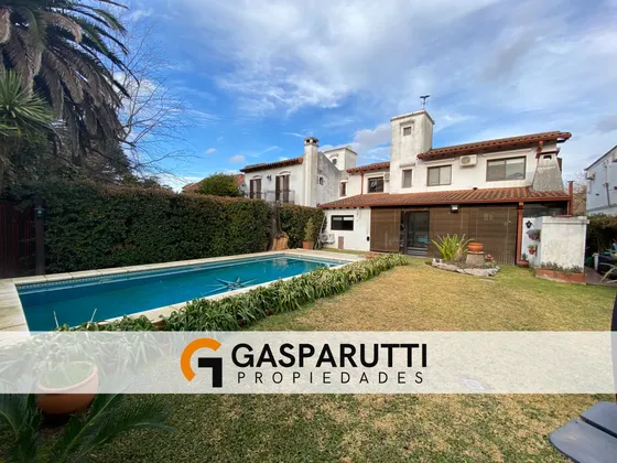 Casa En Venta En Aranjuez Country Club, 4 Dorm. Con Pileta! 