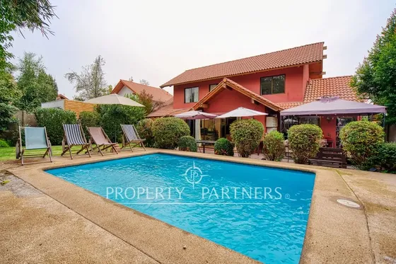 Espectacular Casa En Venta En Exclusivo Condominio...